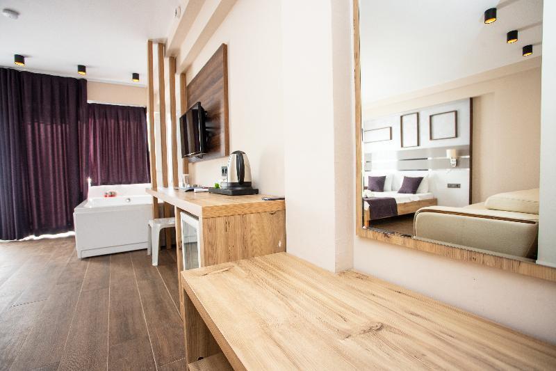 Sertil Royal Forest Hotel โอลลุนเดนิซ ภายนอก รูปภาพ