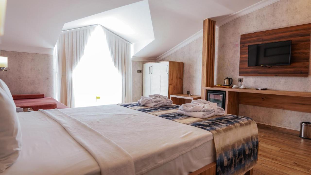 Sertil Royal Forest Hotel โอลลุนเดนิซ ภายนอก รูปภาพ